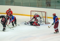 Первенство по хоккею с шайбой