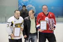 ХК «Устюжна» (4 место) и ХК «Синтез-групп» (3 место)